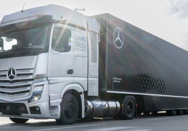 Daimler start veldtest met GenH2O trucks