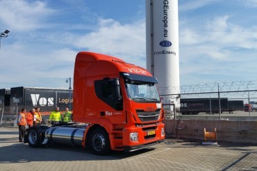 Vos zet LNG trucks in bij internationaal volumevervoer