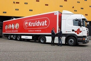 Tielbeke zet LNG trucks in voor Kruidvat
