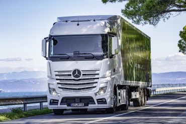 Mercedes geeft motoren vrij voor alternatieve brandstoffen
