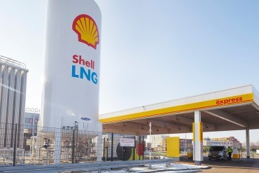 Shell met LNG tankstations op weg in Europa