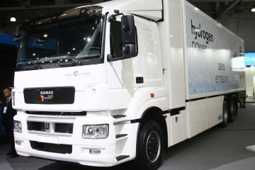 Kamaz showt waterstoftruck op Comtrans