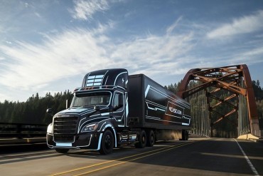 Daimler Trucks investeert flink in laadinfra in VS