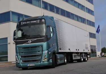 Volvo start verkoop ‘zwaardere’ elektrische trucks officieel