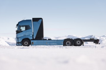 Volvo nu ook de weg op met waterstoftrucks